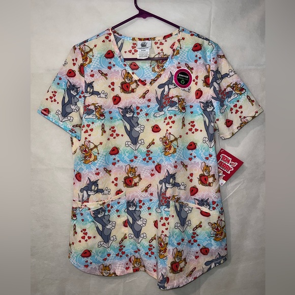 NWT Tom & Jerry Valentine Scrub Top V-Neck Size Small - Picture 9 of 10